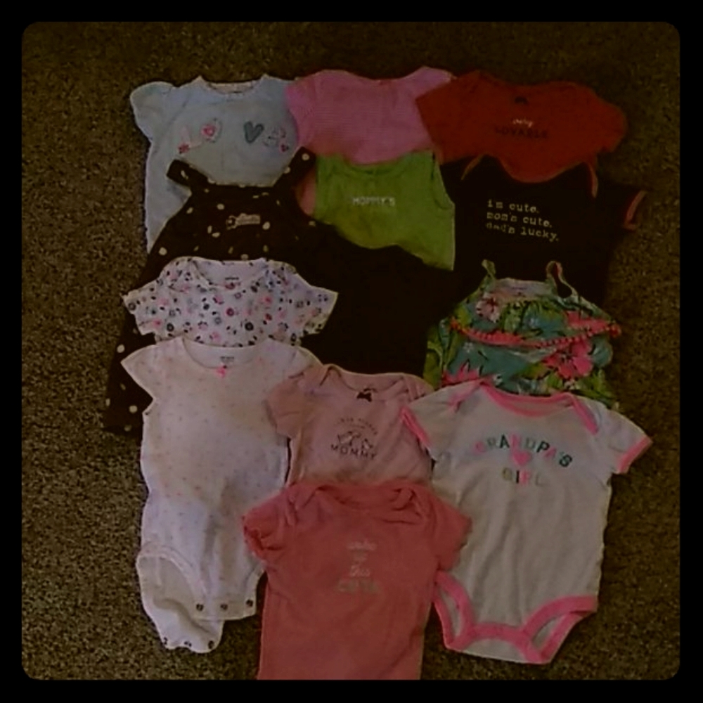 13 piece Carter lot 6 months